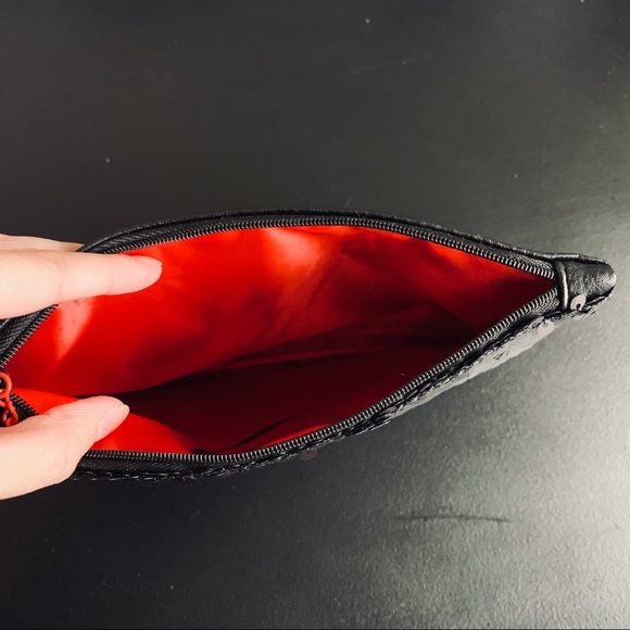 Betty Boop x Ipsy Plus Bag + Cheek to Cheek Blush - Picture 5 of 8